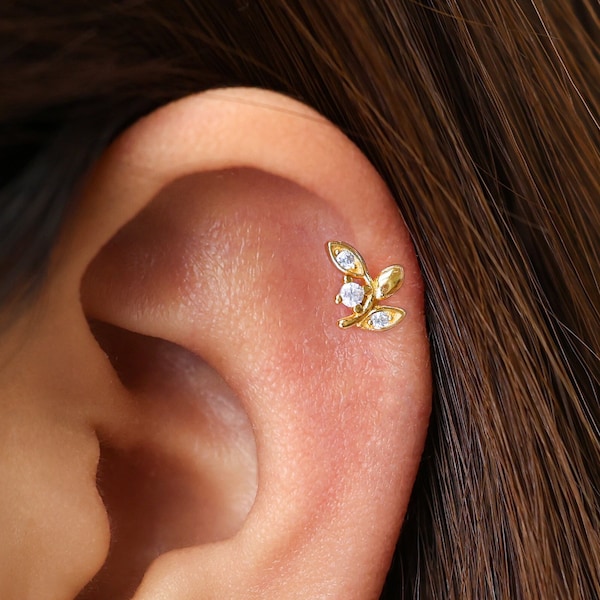 18G/16G Dainty Leaf Cartilage Stud Earrings • gold conch earrings • tiny cartilage stud • helix stud • tragus studs • flat back labret