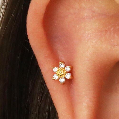 20G/18G/16G Tiny Sunflower Tragus Flat Back Labret Dainty Etsy