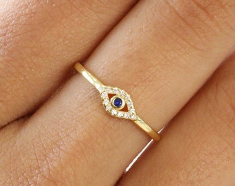 Bague empilable délicat Evil Eye • Bague saphir simple • Bague minimaliste en or • Bague en argent sterling • Bague mince et délicate • Cadeau pour elle prête