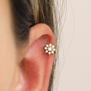 Dainty Flower Hoop Earrings • tragus earrings • tiny hoop earrings • cartilage earrings • helix hoop • tiny flower hoop earrings