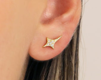 Shooting Star Ear Climber • celestial ear climber • star earrings • ear climber earrings • minimalist earring • star stud earrings