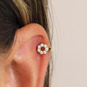 18G Cartilage Flower Hoop Earrings • floral tragus earrings • tiny hoop earrings • cartilage hoop earrings • helix hoop • small hoops