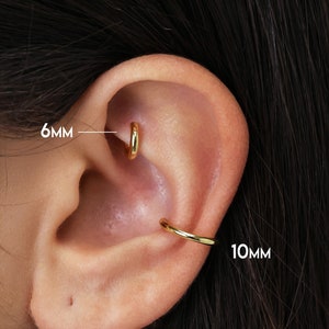 Seamless hinged hoop deals