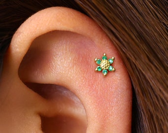 Emerald Sunflower Cartilage Stud • flat back labret • helix earring • 16G/18G/20G • elevado jewelry