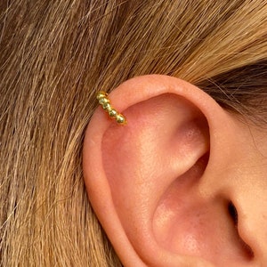 18G Bead Cartilage Hoop Earrings • tragus earrings • tiny hoop earrings • cartilage hoop earrings • helix hoop • small hoop • gold hoops