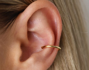 Conch Hoop • Fake Conch Piercing • Ear Cuff • Earring No Piercing Required • Gold/Silver Ear Cuff • Elevado Jewelry