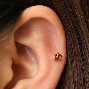20G/18G/16G Polished Sphere Garnet Birthstone Threadless Push Pin Labret Stud • Threadless Flat Back Earrings • Cartilage Earring