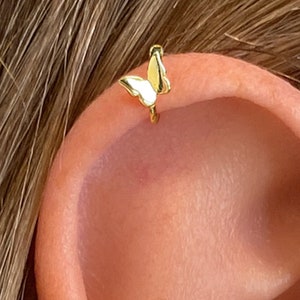 18G Butterfly Cartilage Hoop Earrings • tragus earrings • tiny hoop earrings • cartilage hoop earrings • helix hoop • small hoop