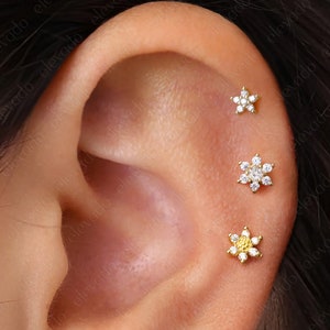 Set of 3 • 16G/18G Diamond Floral Flat Back Earring Set • 925 Sterling Silver •Flower Cartilage Earrings • Helix Earrings •Tragus Earrings
