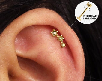 18G/16G Peridot Climber Internally Threaded Labret Stud •Cartilage Earring • Tragus • Conch Stud • Cartilage Stud • Flat back Labret