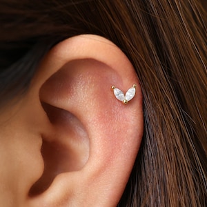 18G/16G Kleines Labret Blatt Blume Knorpel • Muschel Ohrringe • Winzig • Knorpel Ohrstecker • Helix Ohrstecker • Tragus Ohrstecker • Labret Ohrstecker