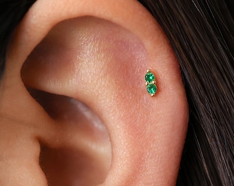 Labret piatto con pietra portafortuna 18G/16G • orecchini a conchiglia • piccolo perno • perno per cartilagine • perno per elica • perno per trago con pietra portafortuna