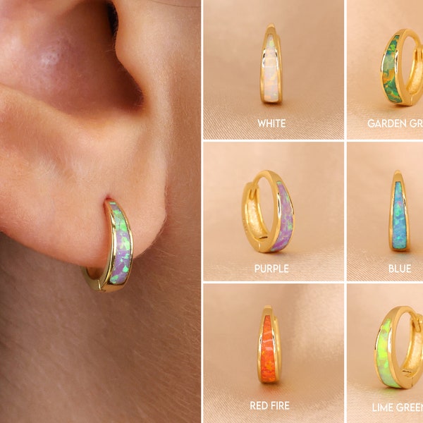 Créoles fuselées en incrustation d'opale irisée • créoles en or • bijoux minimalistes • cadeau pour elle • cadeau pour maman • idées cadeaux