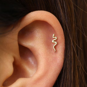 18G/16G Tiny Serpent Cartilage Gold Stud Earrings • snake tragus  • snake conch earrings • cartilage stud • tiny helix snake studs