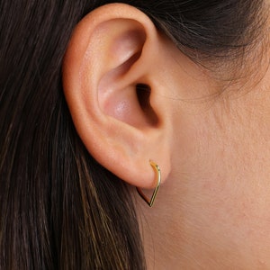 Teardrop Hinged Clicker Hoop, Septum Ring, Nose Hoop Ring, Hoop Earring, 16G/18G Clicker Hoops • Nose Hoop