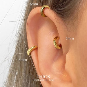 Simple Everyday Huggie Hoop Earrings rounded hoop earrings cartilage hoop gold conch hoop small helix hoop huggie tragus hoop zdjęcie 9