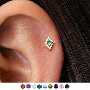 18G/16G Tiny Emerald Rhombus Internally Threaded Labret Stud •Cartilage Earring • Tragus • Conch Stud • Cartilage Stud • Flat back Labret