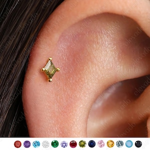 18G/16G Peridot Cartilage Flat Back Labret • kolczyki muszlowe • drobne sztyfty • kolczyk do chrząstki • kolczyk do helisy • kolczyk do tragusu • kolczyk do wargi
