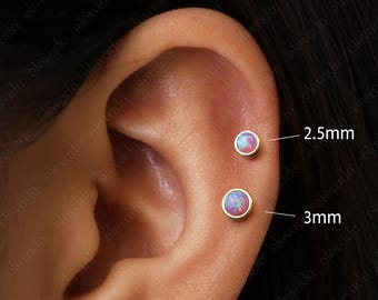 18G/16G Fire Opal Labret Stud: Sterling Silver Cartilage Earring