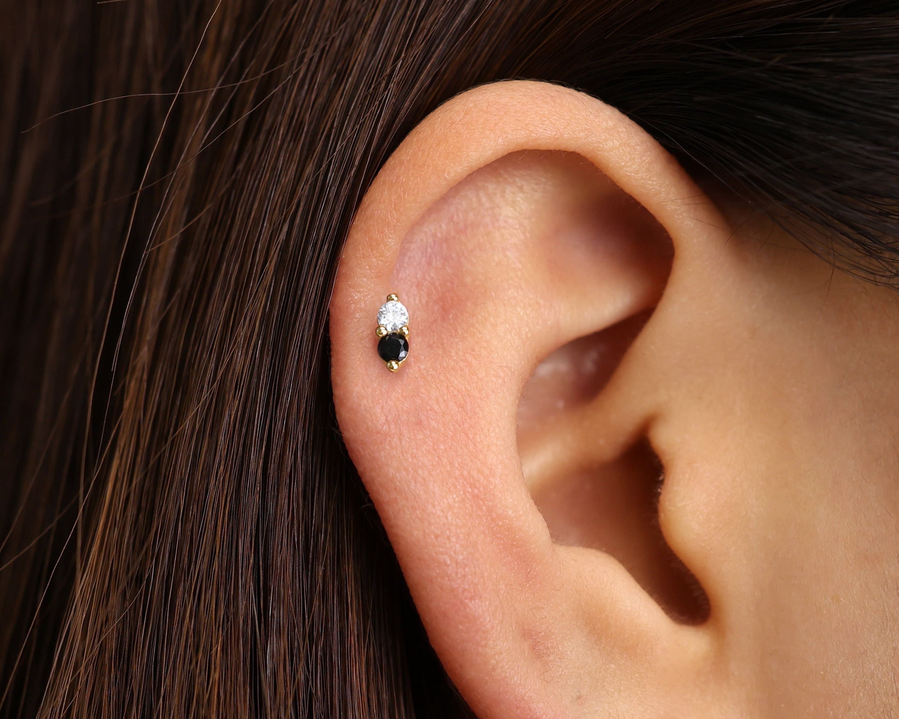 18G/16G Black Onyx Contrasting Flat Back Labret Stud • helix piercing • tragus stud • cartilage earring
