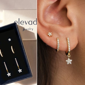 Dainty Flower Huggie Hoop Gift Set • Huggie Hoop Earrings • diamond flower earring set • gift ready • gift for her • gift for mom • gift set