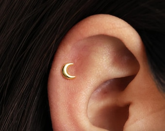 18G/16G Moon Internally Threaded Labret Stud • Cartilage Earring • Tragus • Conch Stud • Moon Cartilage Stud • Flat back Labret