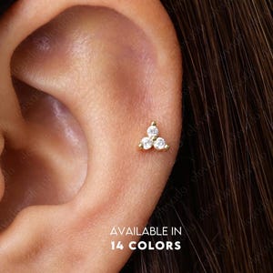 18G/16G Brilliant Flower Flat Back Labret • cartilage earring • helix piercing • tragus stud