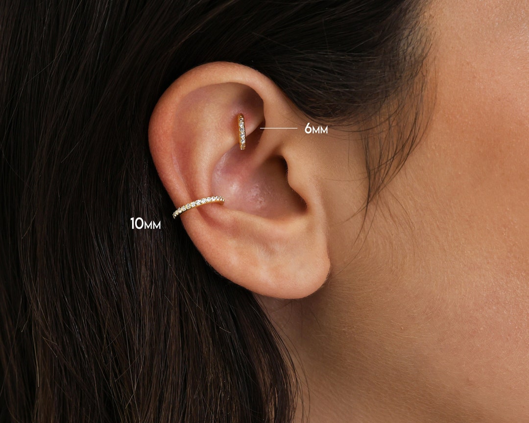 Implant Grade Titanium Gold PVD Double Row White CZ Pave Daith Ring Clicker Hoop Implant Grade Titanium Gold PVD Double Row White CZ Pave Daith Ring Clicker Hoop