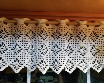 PADRÃO: Cortina de crochê elegante em estilo vintage