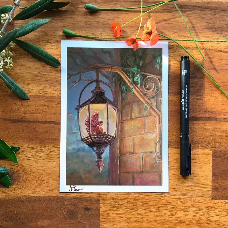 Impresión artística de linterna de hadas, realismo mágico, impresión cottagecore, linterna de gas victoriana, arte de hadas, impresión de hadas, impresión de arte de fantasía Mini Size: 5"x7"