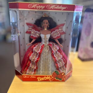 Mattel Happy Holiday Barbie