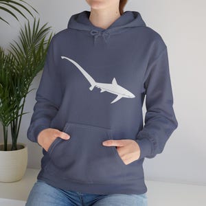 Elegant Thresher Shark- Unisex Heavy Blend Hooded Sweatshirt