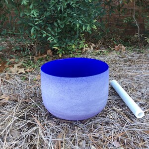 9 Inch A Note Chakra Frosted Quartz Crystal Singing Bowl Musical Sound Healing Chakra Meditation Bowl with a mallet & rubber ring