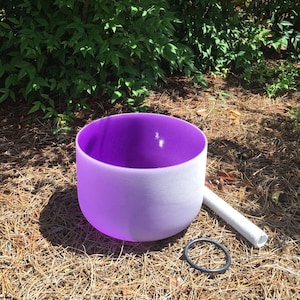 10 Inch B Note Crown Chakra Frosted Quartz Crystal Singing Bowl Musical Sound Healing Chakra Meditation Bowl with a mallet & rubber ring