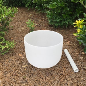 432Hz 11 Inch G Note Throat Chakra Frosted Quartz Crystal Singing Bowl, Musical Clear Sounds, Healing Meditation bowl w/mallet & rubber ring