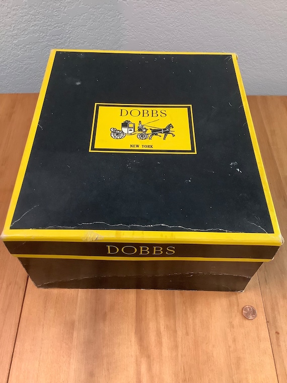 1950s Dobbs 5th Avenue New York Hat Box