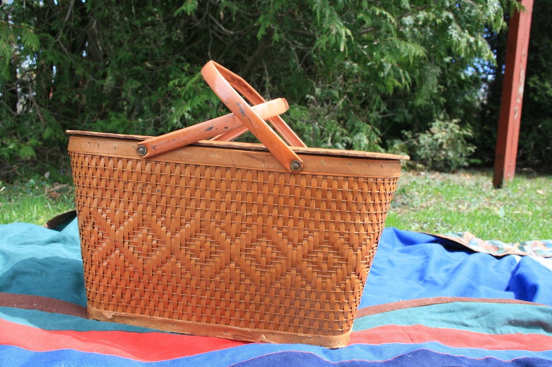 Vintage Red Man Picnic Basket Etsy