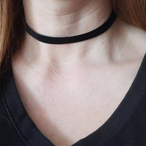 Statement Jewelry Classic Vintage Elegant Adjustable Black Ribbon Velvet  Choker Gothic Necklace – the best products in the Joom Geek online store