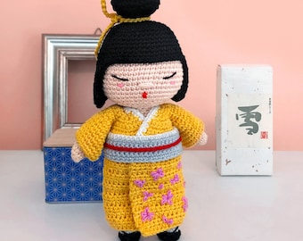 Kimiko Tokio girl in kimono --- digital pattern crochet amigurumi instructions.
