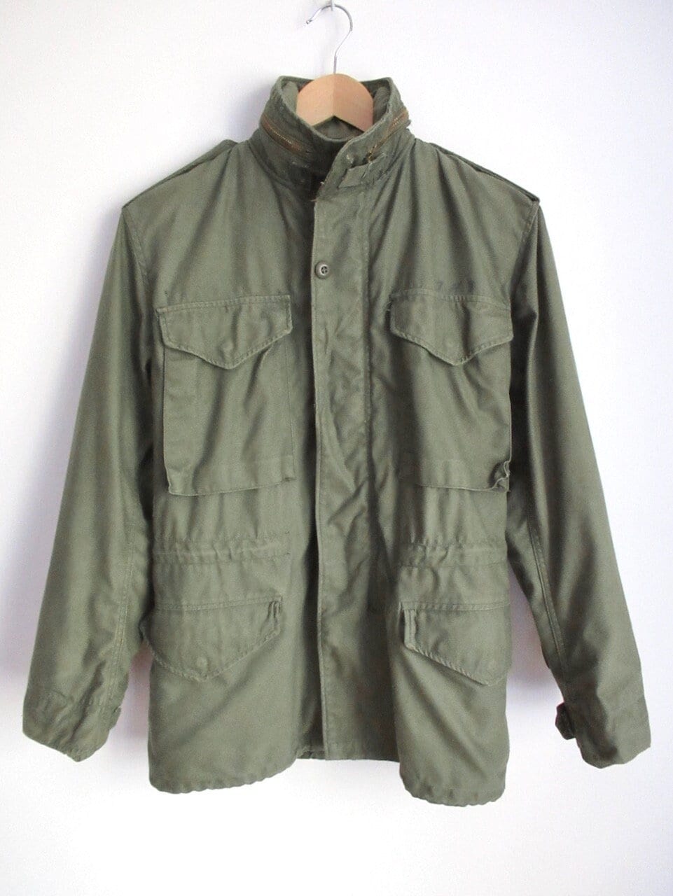 70s Vintage U.S. Army Mens Vietnam Era Alpha Industries M-65 70s Vintage U.S. Army Mens Vietnam Era Alpha Industries M-65