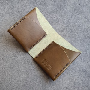 Portafoglio in pelle EDC bifold compatto fatto a mano, portafoglio in pelle da uomo