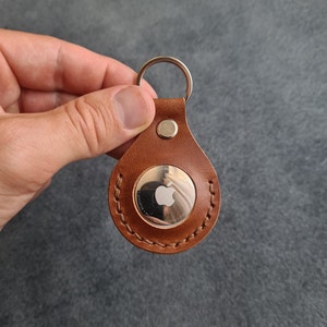 Handmade Leather AirTag Holder,AirTag Keychain
