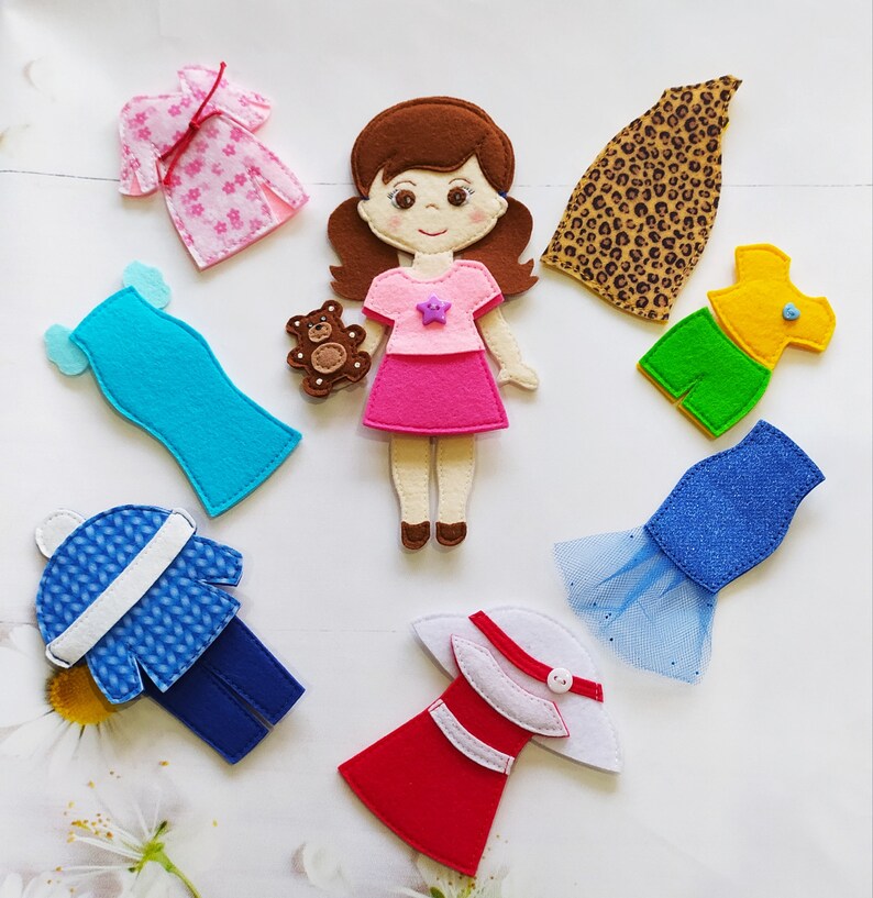 Felt doll pattern and 8 sets of clothes Felt dress up doll Etsy