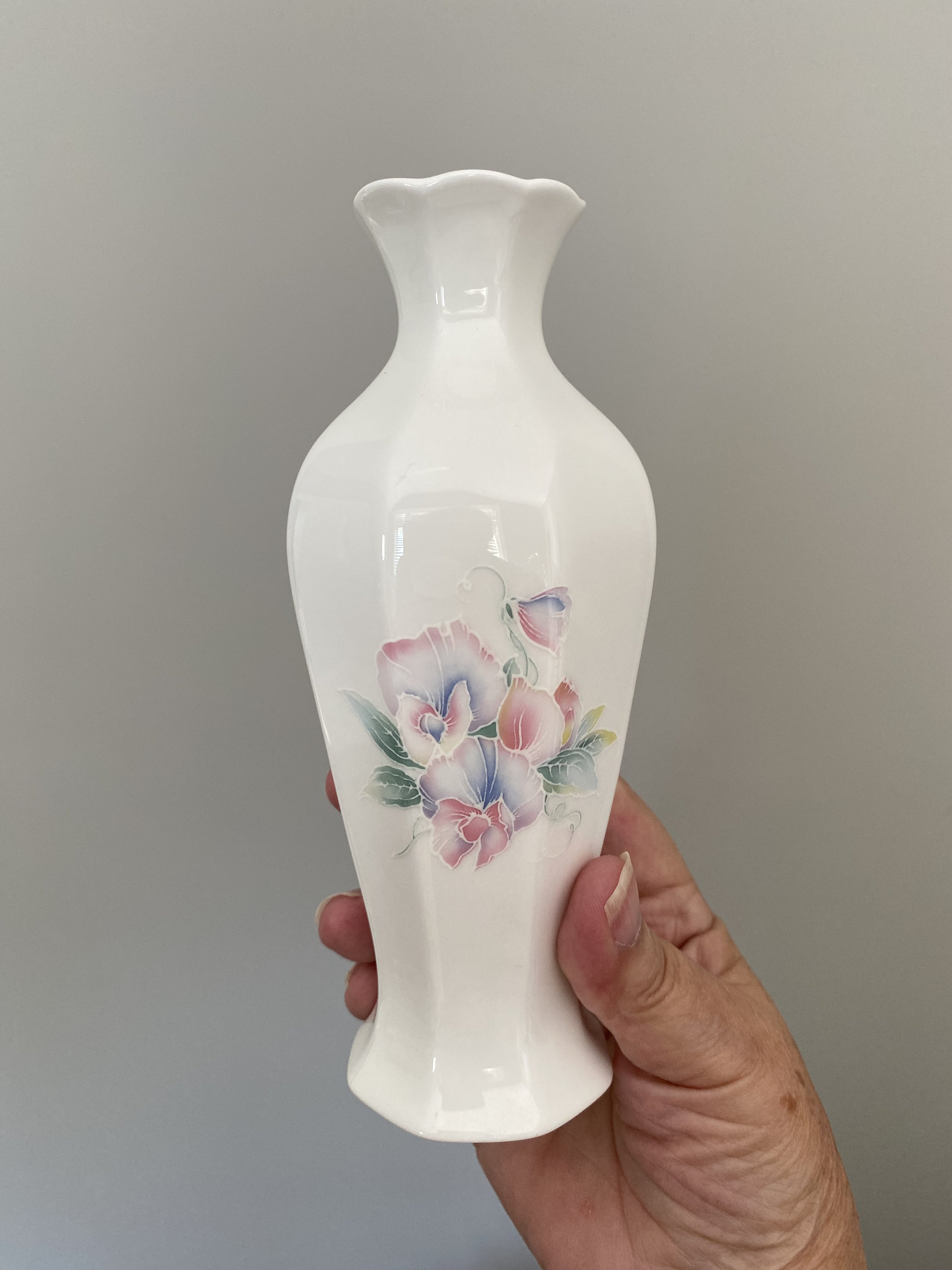 AYNSLEY 中国製花瓶、イギリス製、LITTLE SWEETHEART パターン
