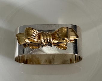 Vintage Silverplate and Gold toned BOW napkin rings, new old stock, three sets of four available (see notes below), mixed metals