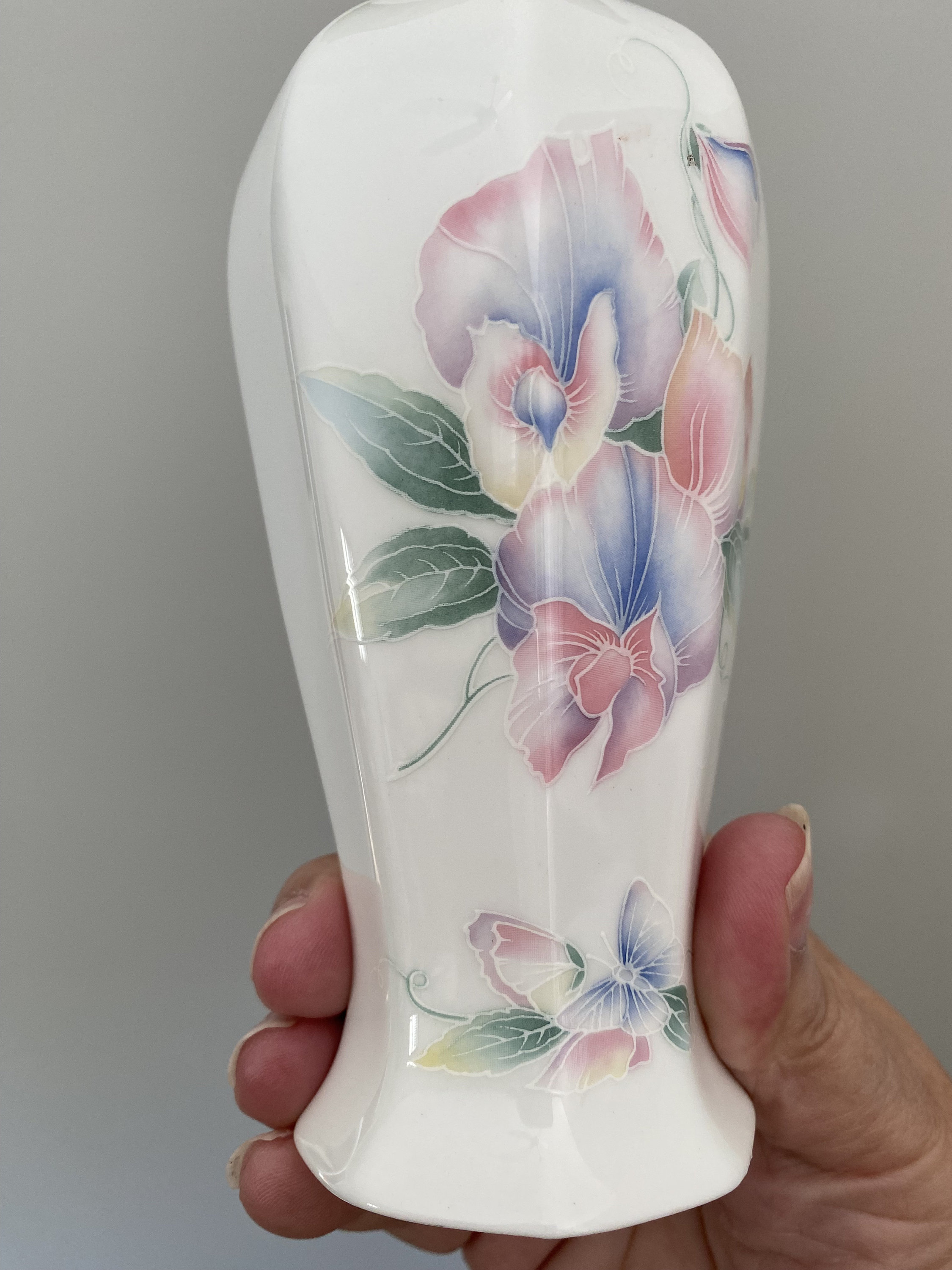 AYNSLEY 中国製花瓶、イギリス製、LITTLE SWEETHEART パターン