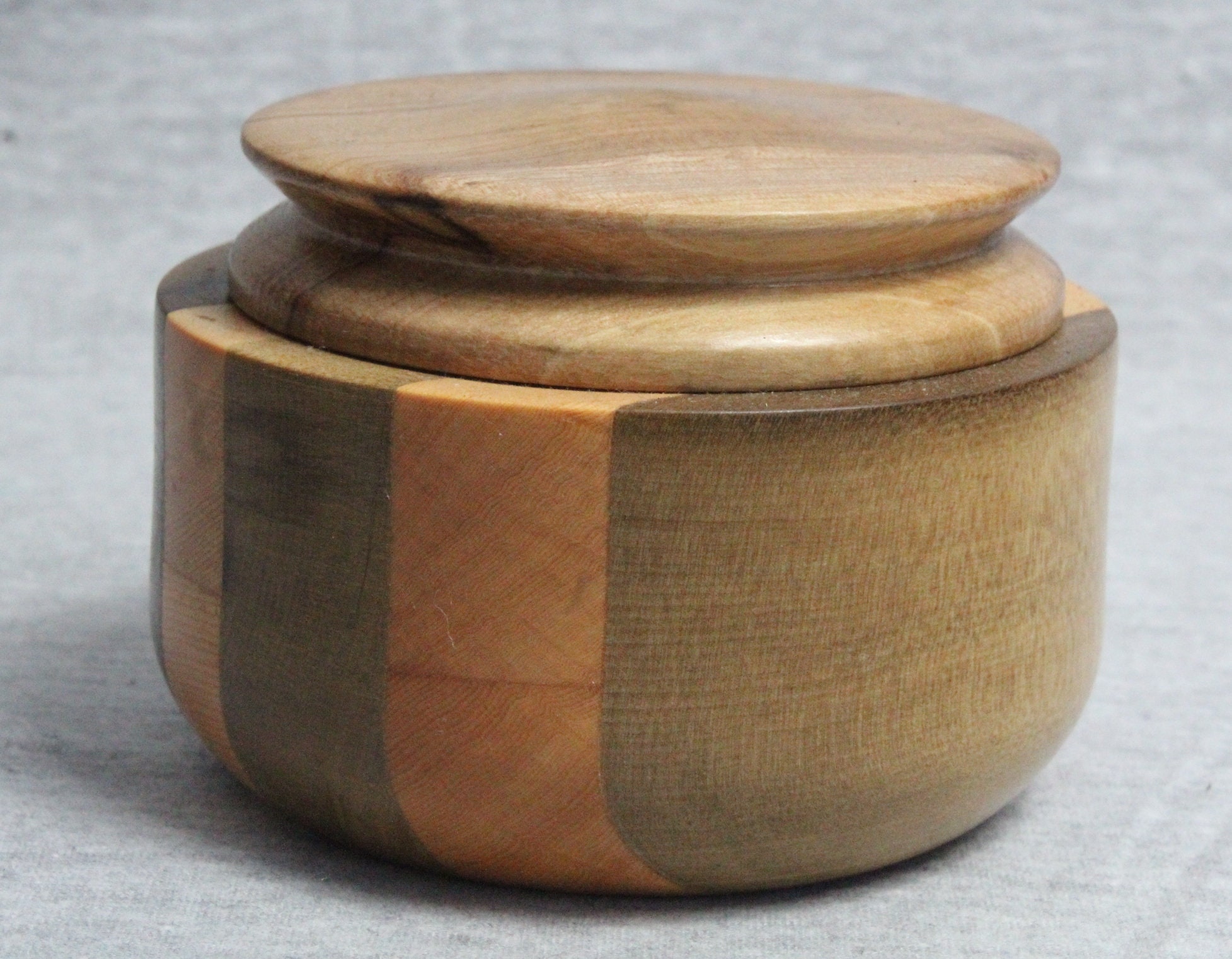 Tasmanian Blackheart Sassafras Mixed Timber Lidded Bowl Trinket Dish