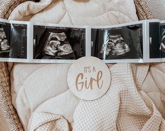 Newborn Baby Wooden Circle Sign Hospital Baby Photography Prop Gender Reveal Sign It&#39;s a Girl It&#39;s a Boy