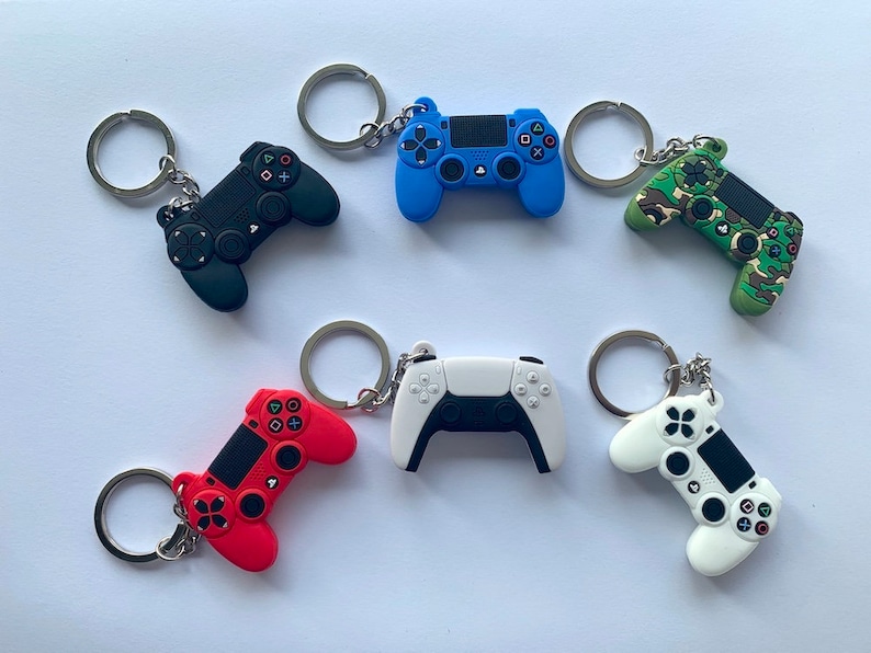 Game Controller Keychain 6 Colors Video Game Controller Keychain Keyring Ornament, Scale Controller Model, Gift For Gamers & Geeks image 1