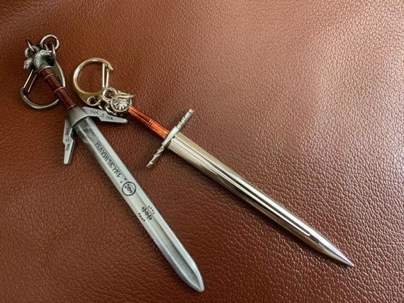Wild Hunt Sword Metal Keychain Keyring | Geralt of Rivia Silver